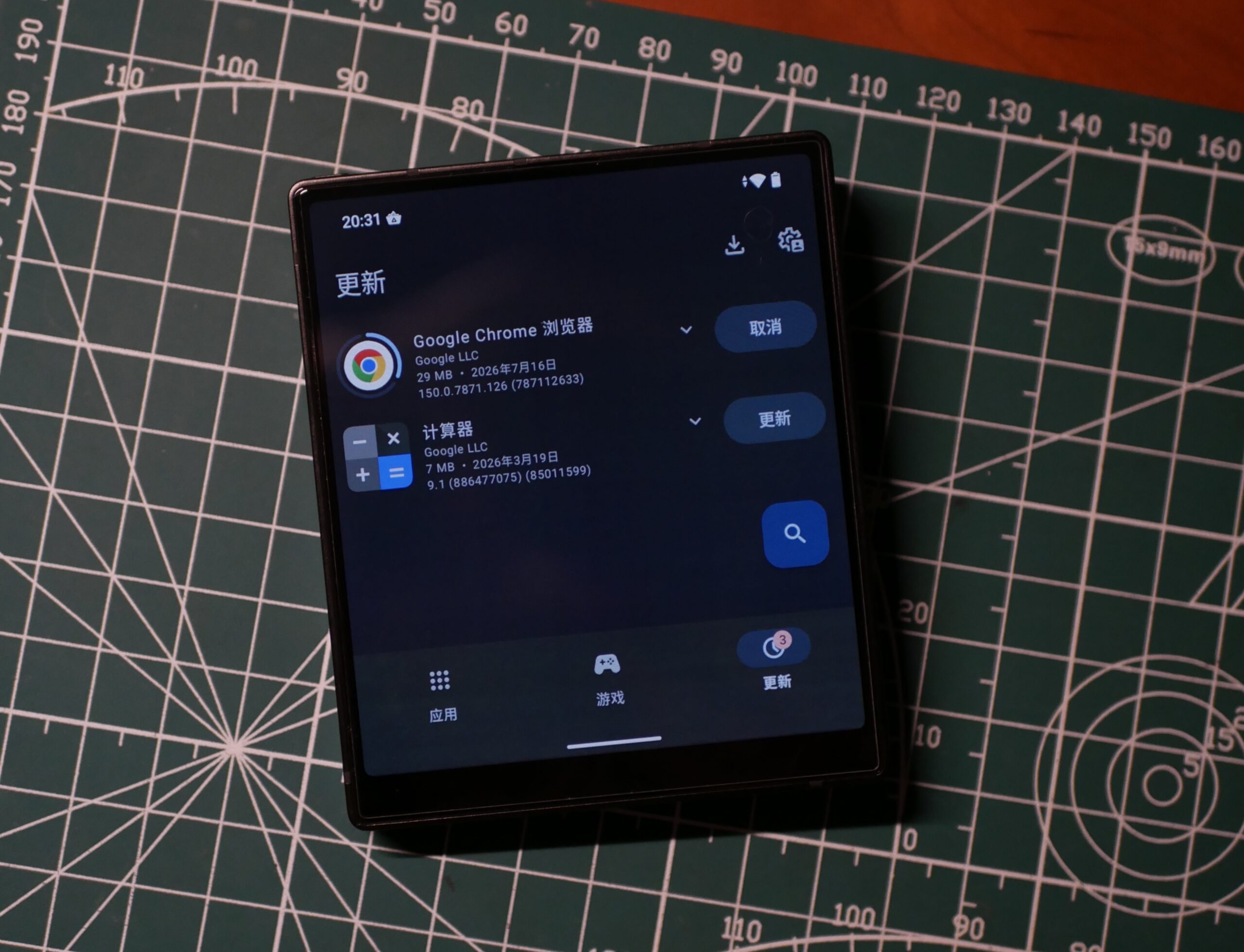 What If a Foldable’s Cover Screen Were the Whole Phone? iKKO MindOne Pro Review